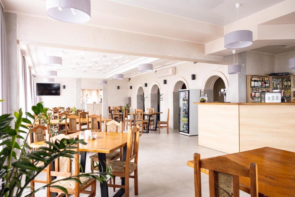 Laguna — Hotel in Lutsk