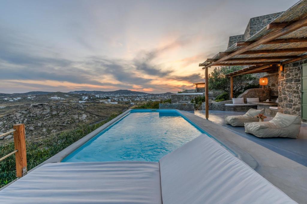 Mykonos Supreme Comfort Suites & Villas photo