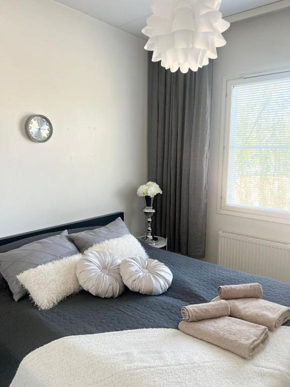 Gem of Annala - private sauna, free parking and WiFi, Tampere