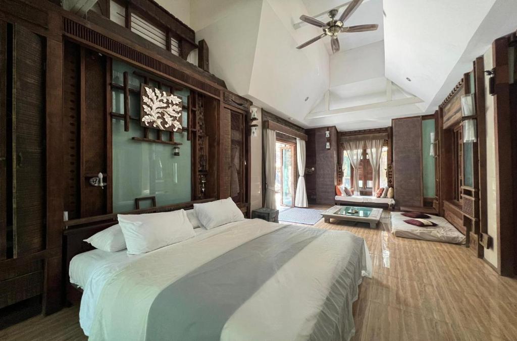 K2 Xanadu Pool Villa