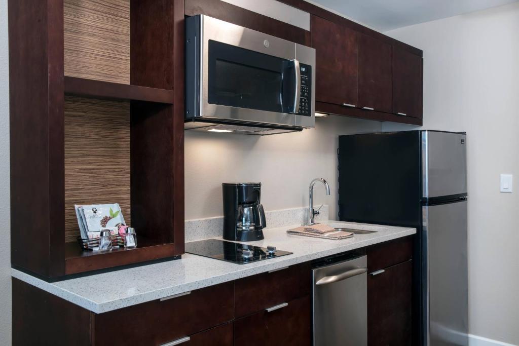 TownePlace Suites Orlando Theme Parks/Lake Buena Vista photo