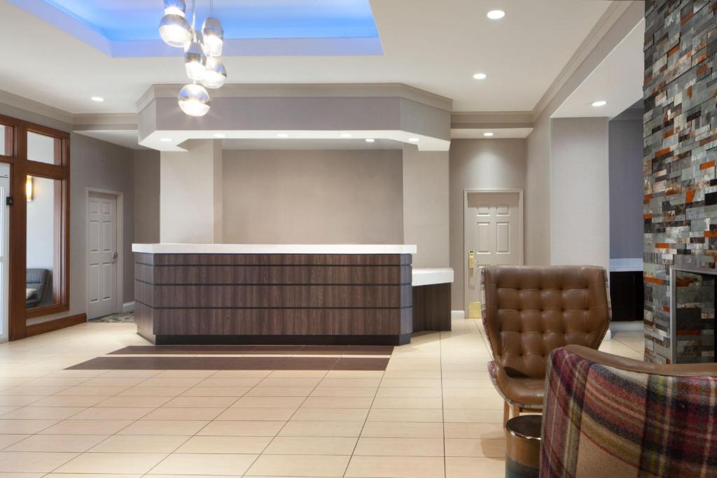 Residence Inn by Marriott Newark Silicon Valley photo