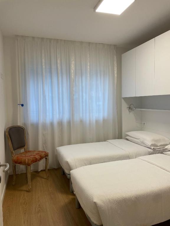 HOLIDAY APARTMENTS GIULIA - Blue - 5