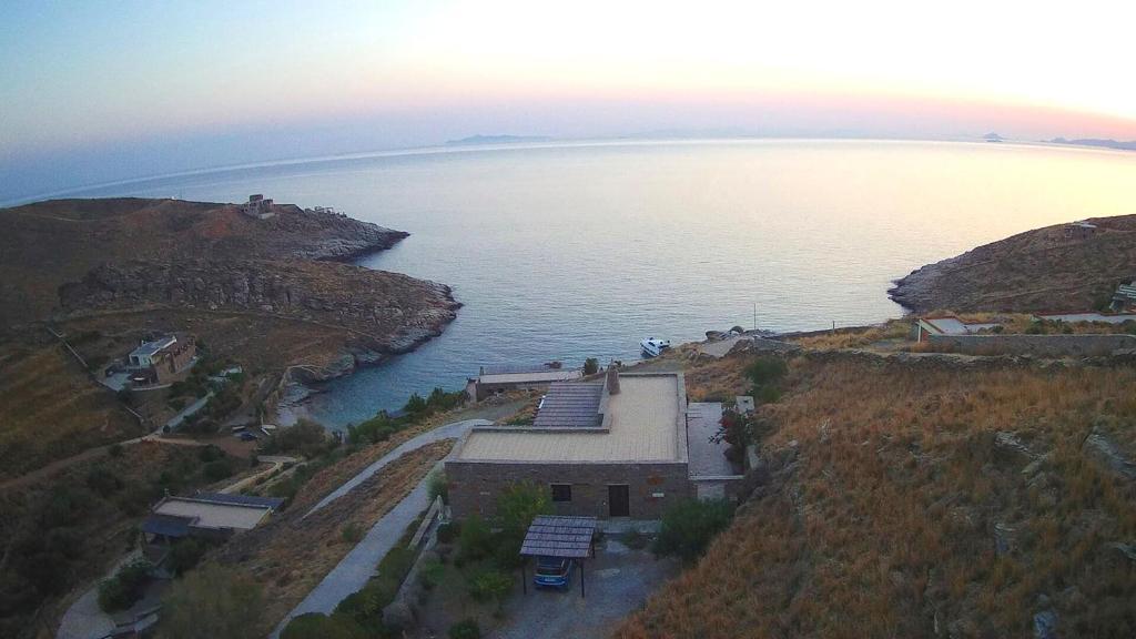 Afrodite five, Koundouros