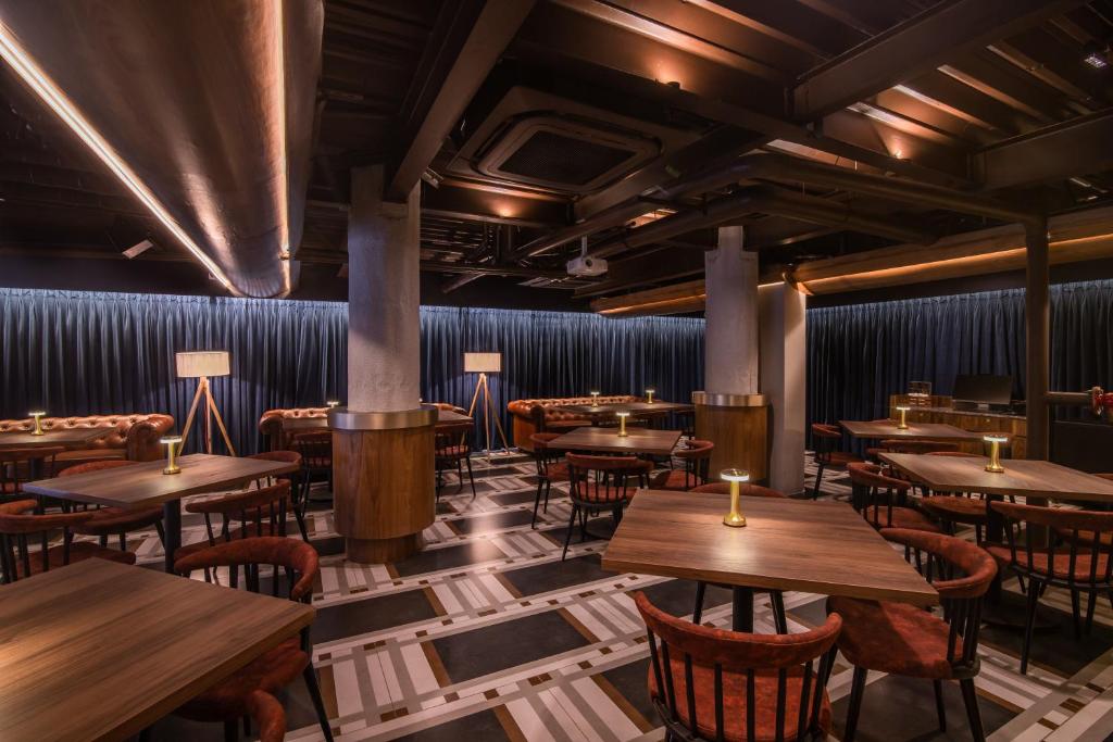 サーティセブンス クレセント ホテル ベンガルール レースコース (37th Crescent Hotel Bengaluru Racecourse) ラウンジ