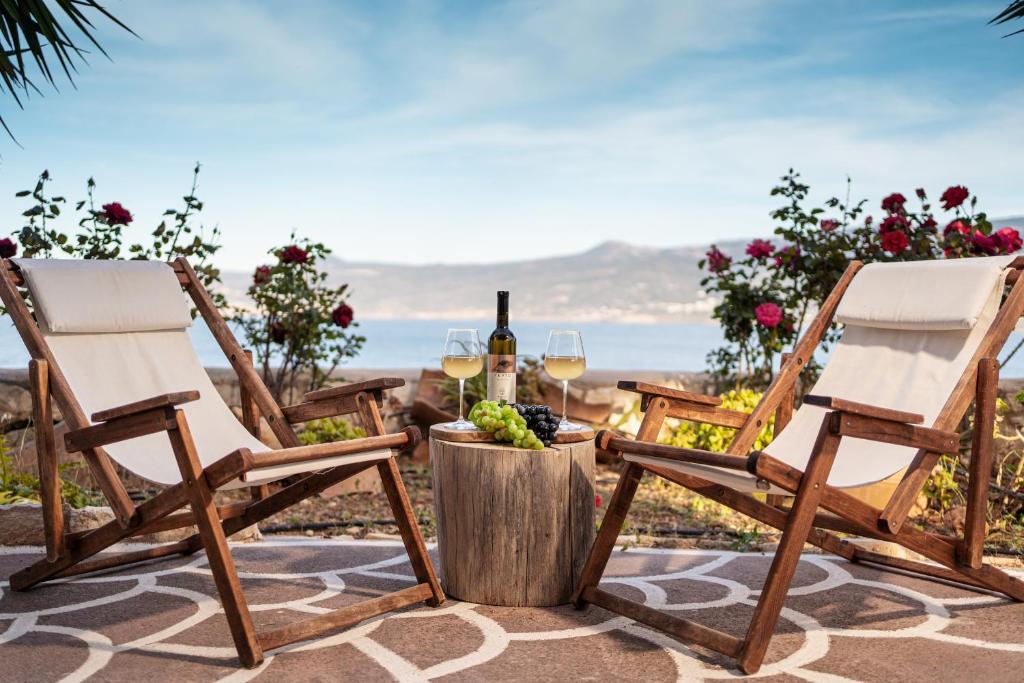 House M.A.S.S., Sitia