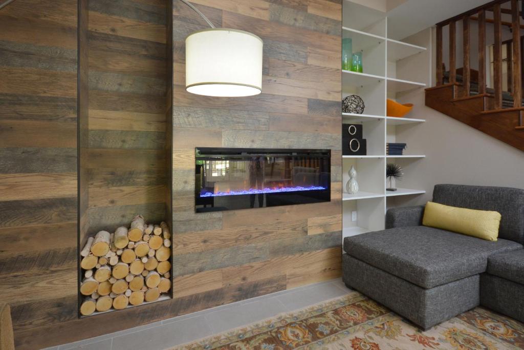 Country Inn & Suites by Radisson, Asheville West (Biltmore Estate), NC photo