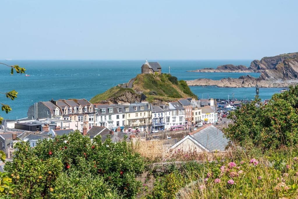 The Tempest, sea views, coastal & rural walks., Ilfracombe