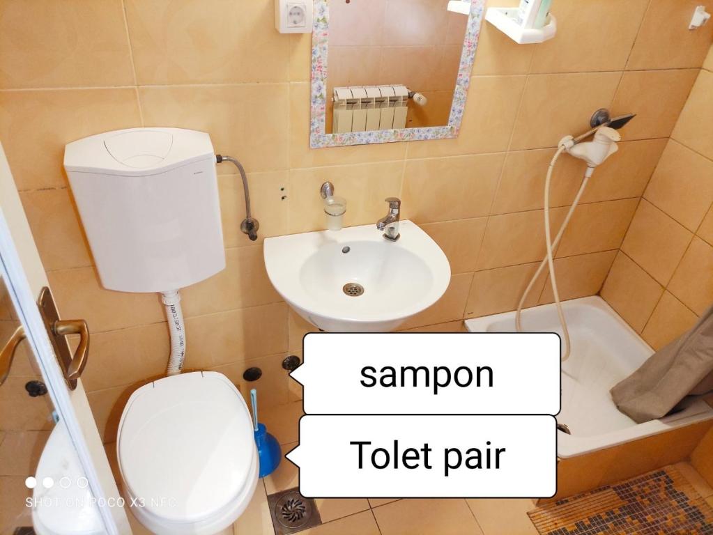 Private ROOMS bathroom Sobe sa kupatilom Centru grada photo