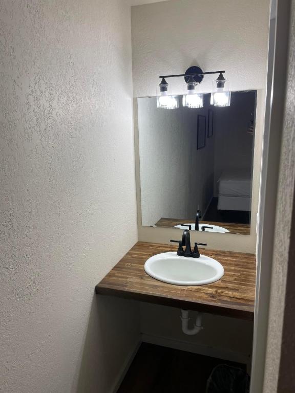 Budget INN photo
