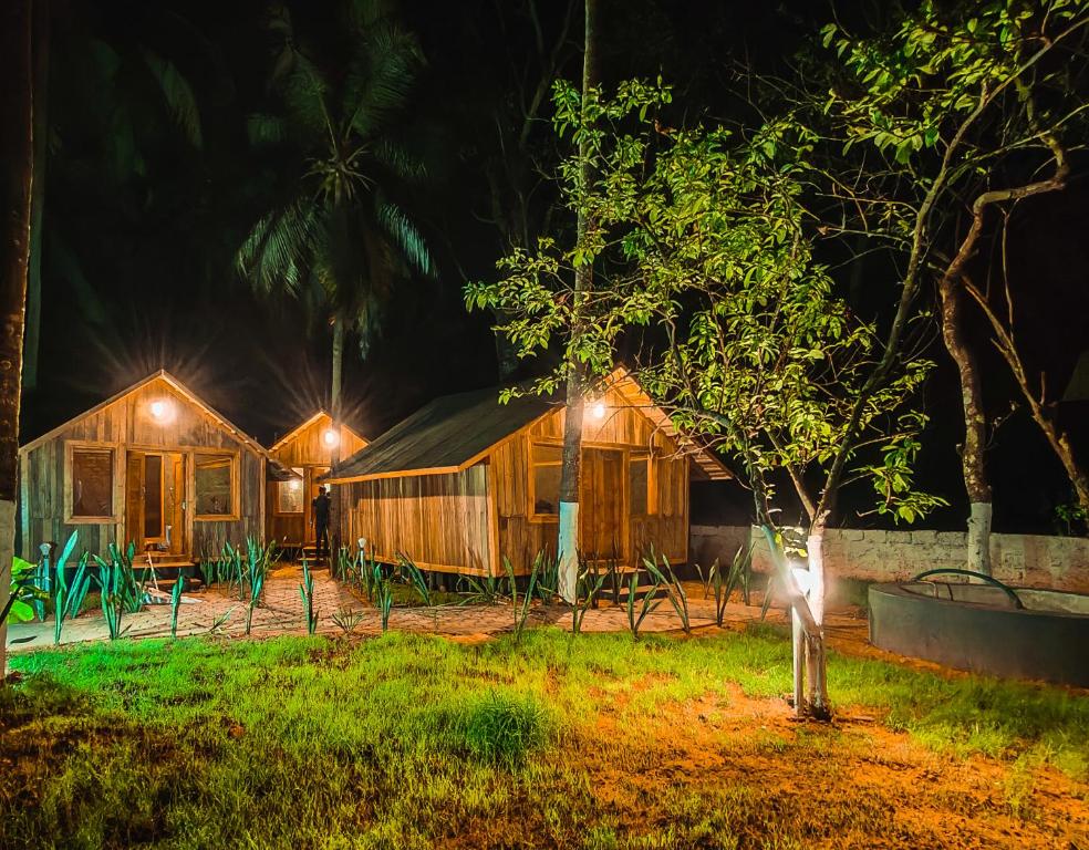 Tentmonk beach stay in Mangalore, India reviews, prices of