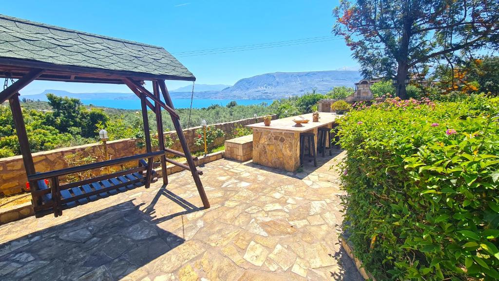 Aphrodite View, Korakiaí