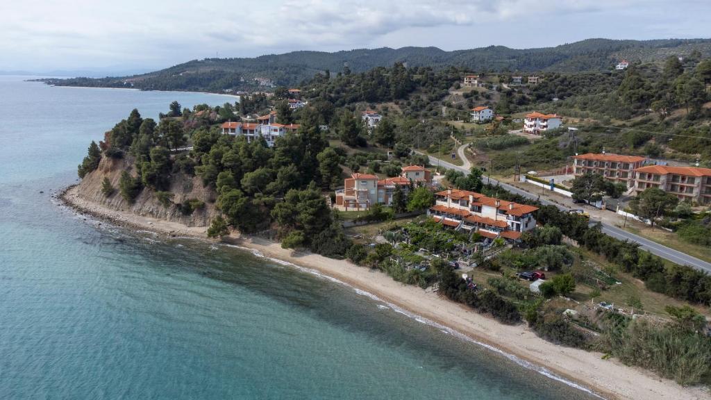 On the beach Neos Marmaras, Neos Marmaras