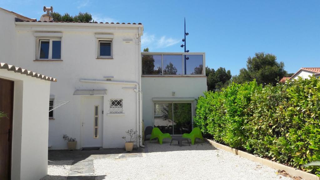 Côte Indigo - Villa 7 personnes, 3 chambres, 3 terrasses - à 150 de la mer - 2