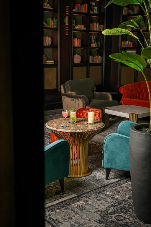 Bar/lounge