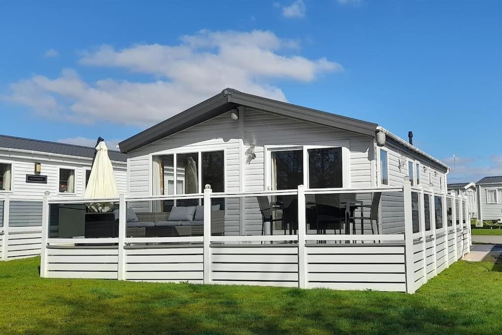 Platinum lodge on Carlton Meres holiday Park, Rendham