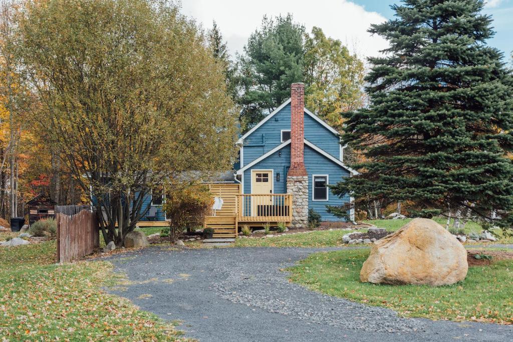 Carriage House by Country House Escapes