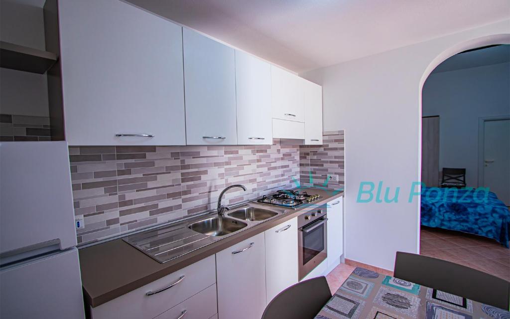 BluPonza - 5 posti in zona Mare - App Parigi - 4