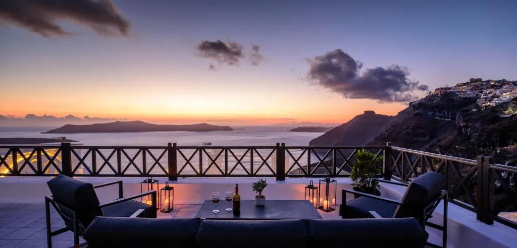 Firalia, Casa in Rock Suites, hôtel à Fira