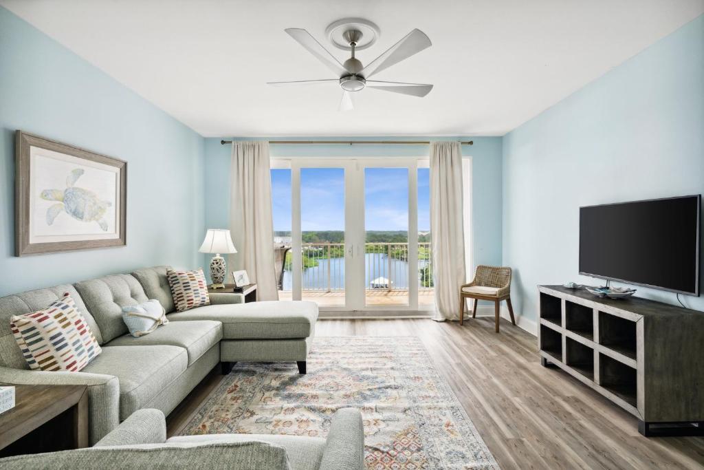 Laketown Wharf #828 by Nautical Properties, Panama City Beach