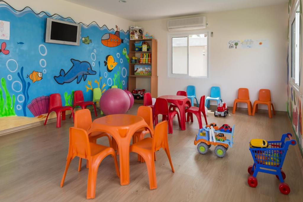 Pasa Beach Hotel — Attractions for children in Marmaris, Mugla