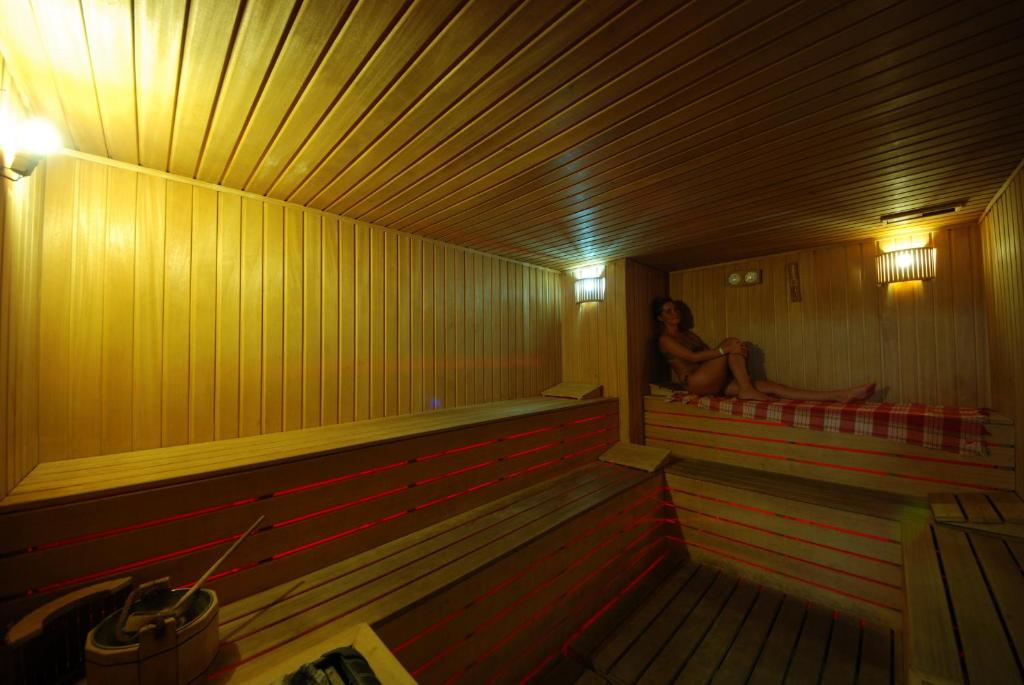 Pasa Beach Hotel — Hotel rooms in Marmaris, Mugla