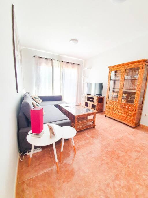 Piscina & Wifi. SUNNY apartement, swimming pool. - 5