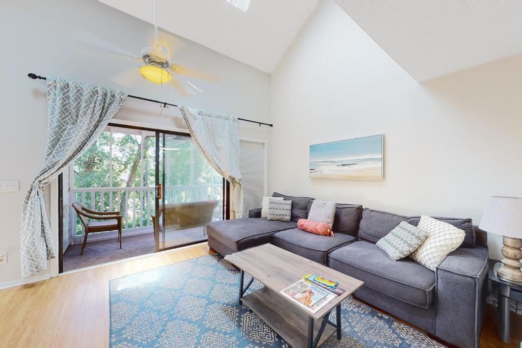 Beach Golfer's Nest, Little River