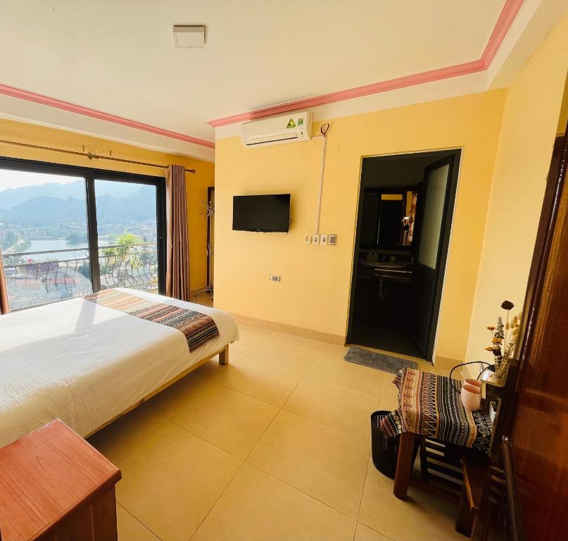 Happy Family Hotel photo