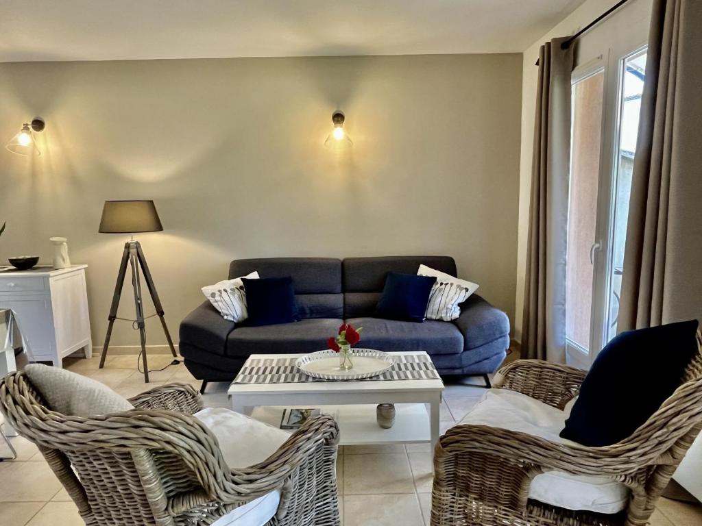 Maison Calme 6 Pers. au Golf Pont Royal - Piscine, Terrasse, Parking, Clim, Fibre - 13370 Mallemort - FR-1-658-24 - 3