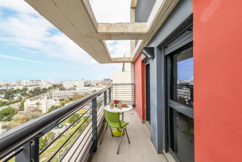 דירות גני תערוכה - TLV university apartments near Expo by Sea N' Rent photo