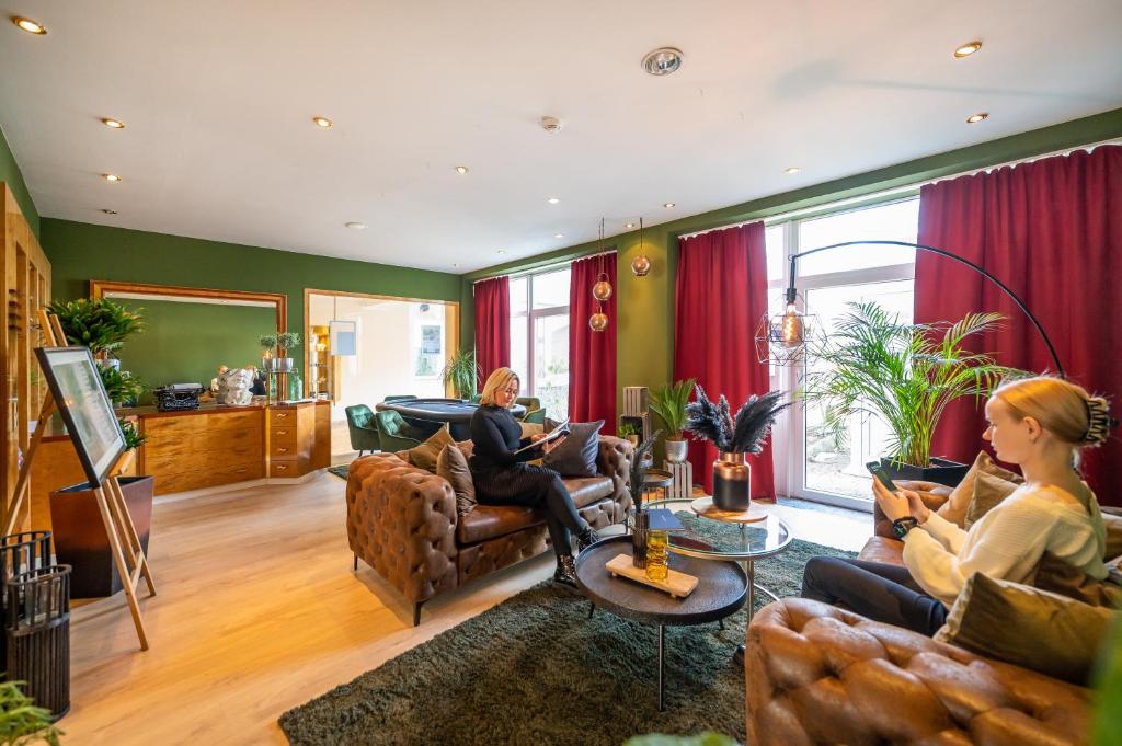 Bar/lounge, Arkona Strandhotel in Ostseebad Binz