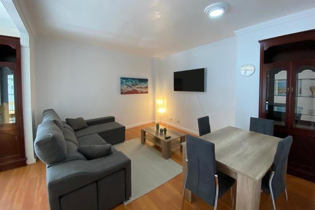 Sand & Sun - 2 Bedrooms Apartment 50m beach, Las Palmas de Gran Canaria