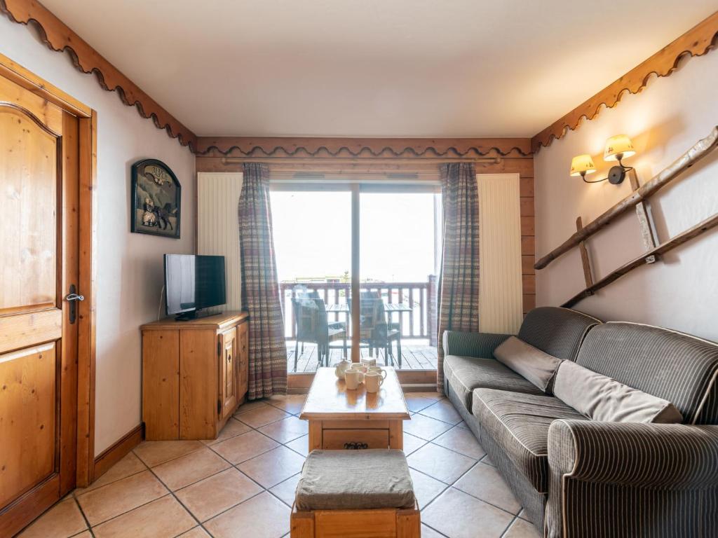 Apartment Ecrin des Neiges - Val Claret-4 by Interhome - 2