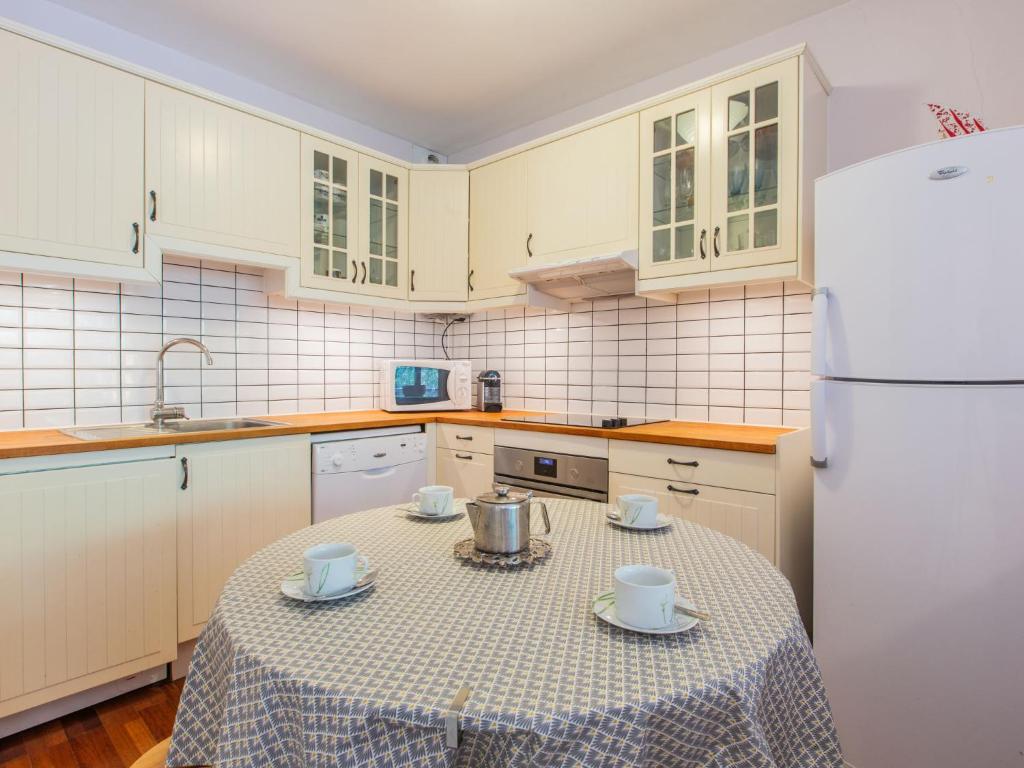 Apartment Le Bourret-4 by Interhome - 4