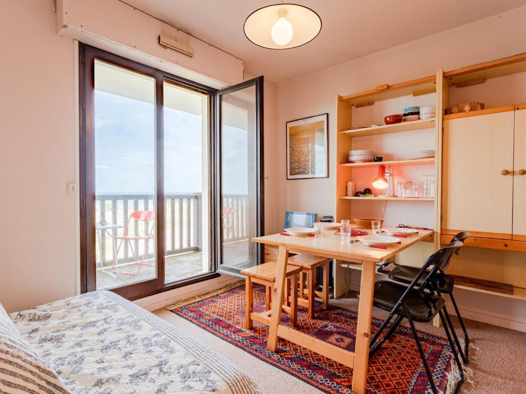 Apartment Cabourg Plage-19 by Interhome - 3