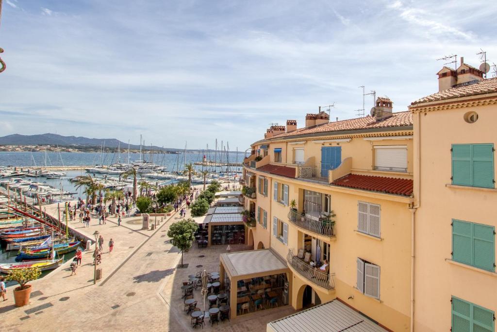Bleu Azur - avec vue sur le port - 5