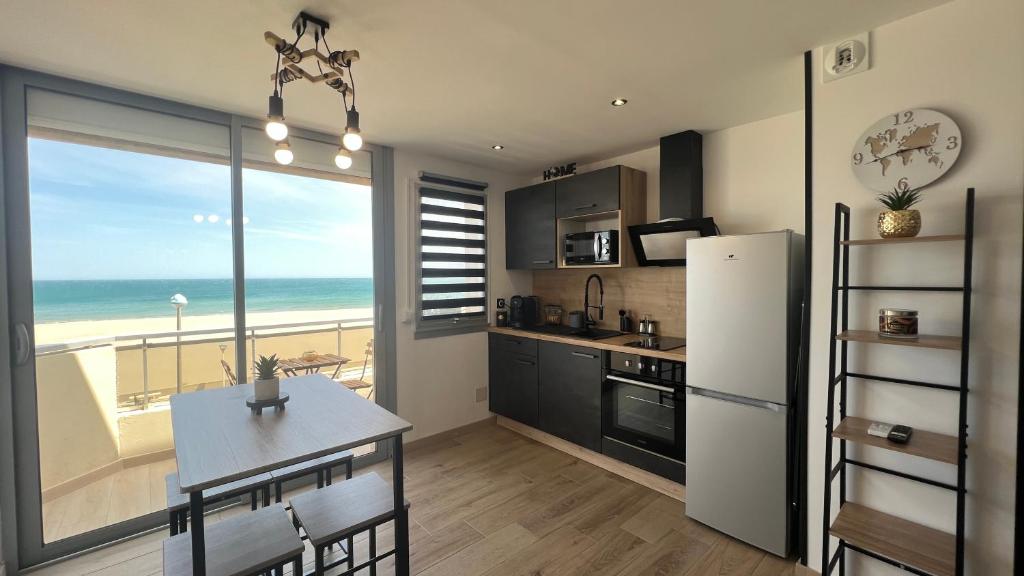 Appartement COSY, VUE MER avec Parking Privatif - 2