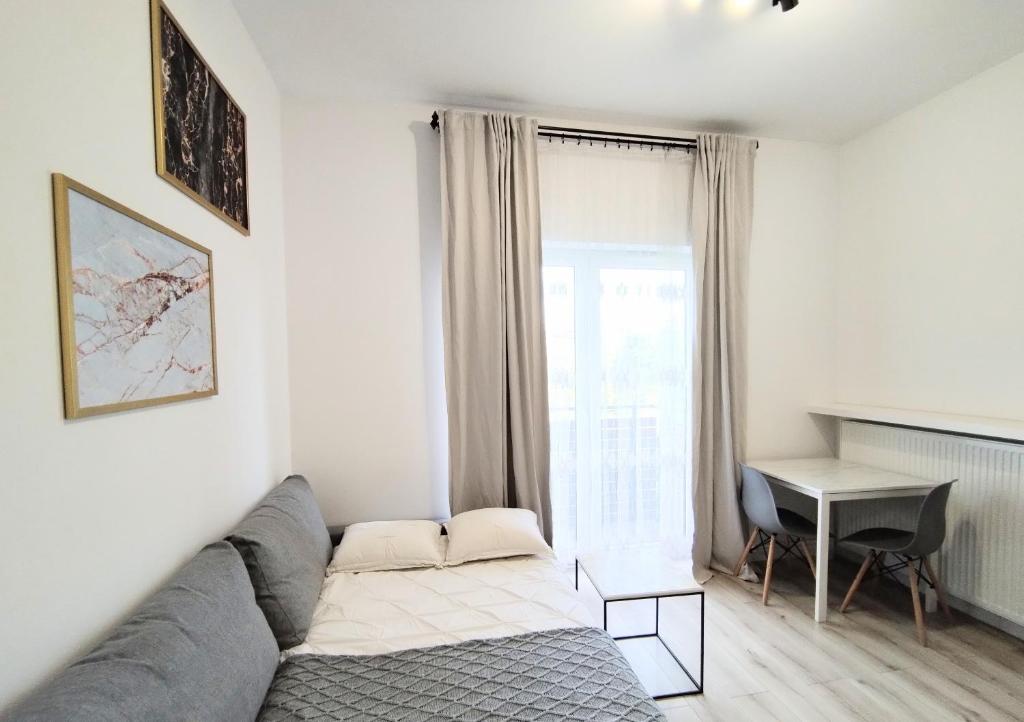 White Studio, Vělička