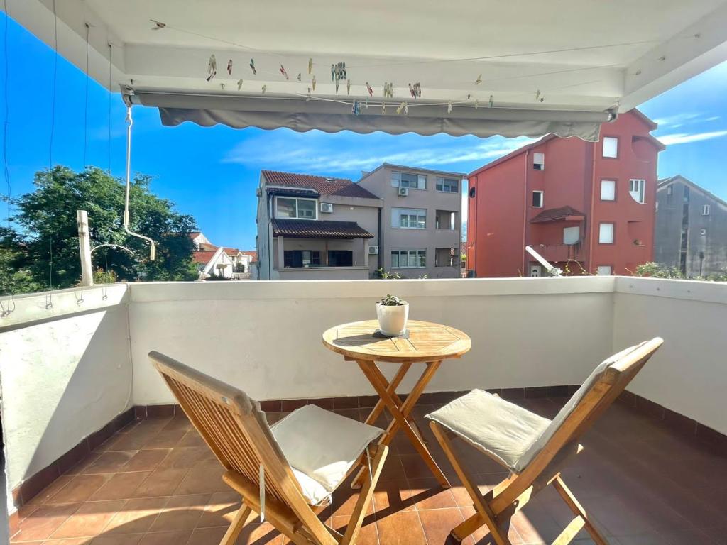 Family One bedroom apartment with Garden view - 2