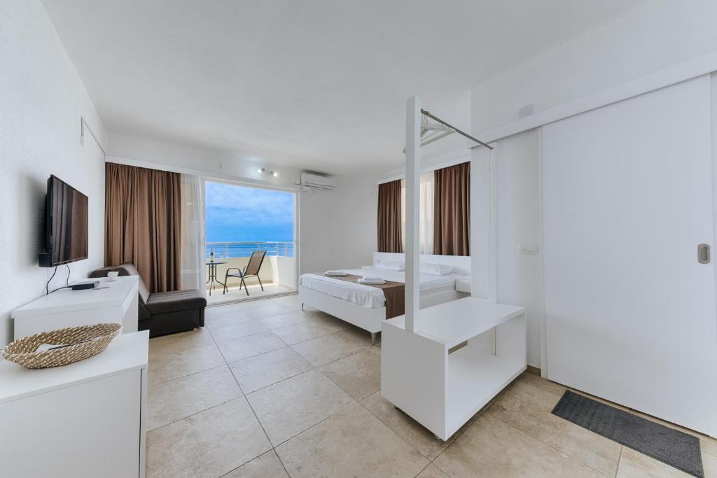 MonteCasa Seaview Rooms, Dobra Voda