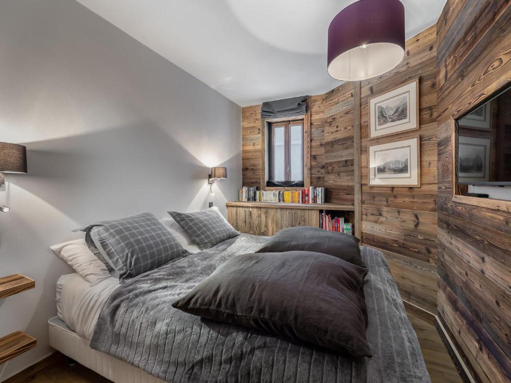 Appartement rénové 5 chambres avec balcon, cheminée et Wifi à 400m du centre de Megève - FR-1-453-170 - 2