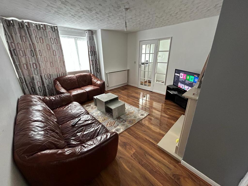 Ivydale Guest House, Syston