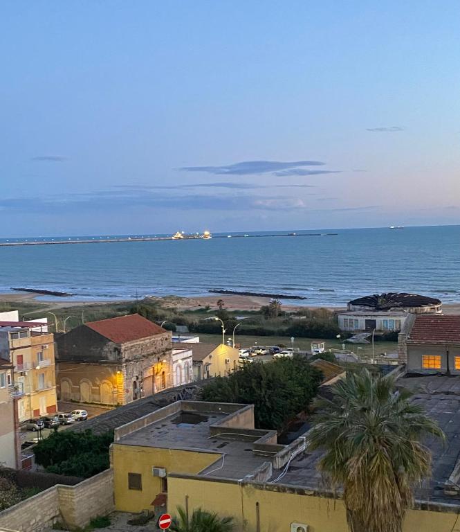 il suono della conchiglia, Gela