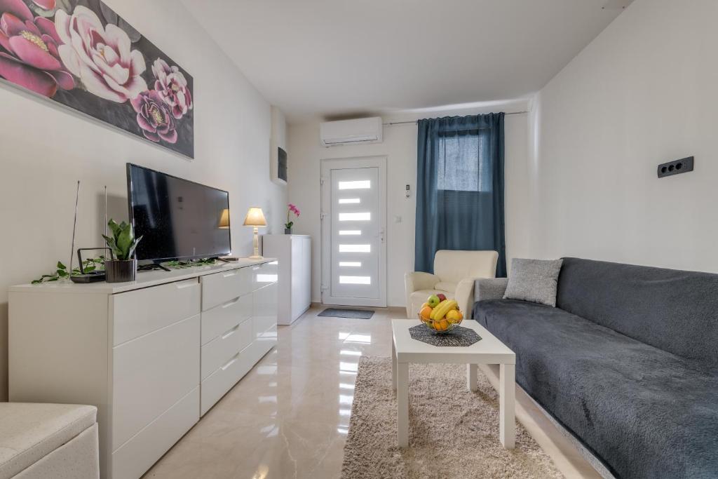 Apartment ANĐELA 2BDRS & Free WiFi, Spalato (Split)