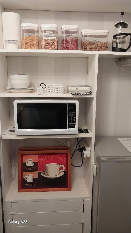 66 Chaucer B&B with Complimentary Breakfast to Go Bag photo