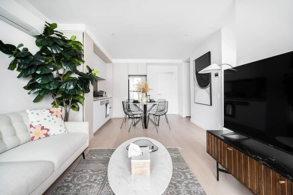 Gorgeous 2B Docklands apt Amazing view on lvl37#MQ37, Melbourne