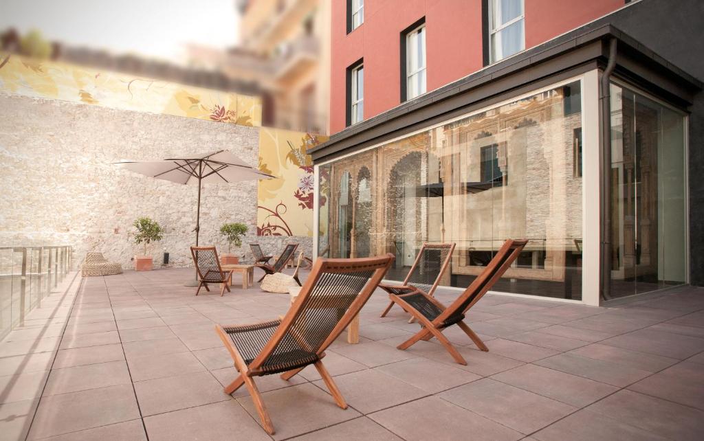 Hotel Onix Liceo — Hotel building in Barcelona, Catalonia