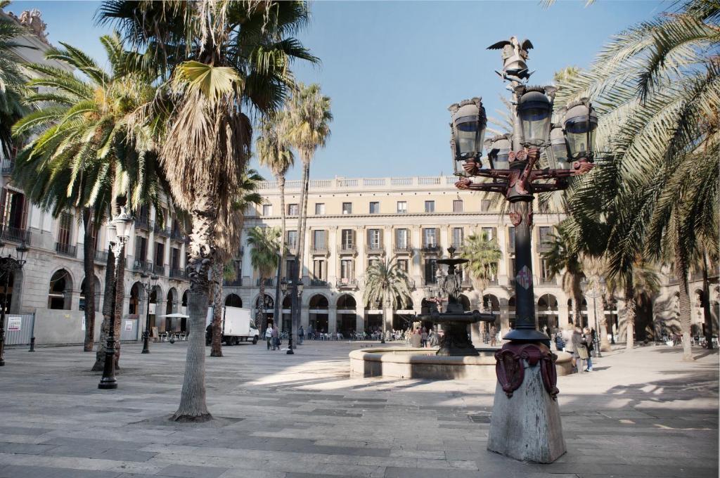 Hotel Onix Liceo — Attractions in the area in Barcelona, Catalonia