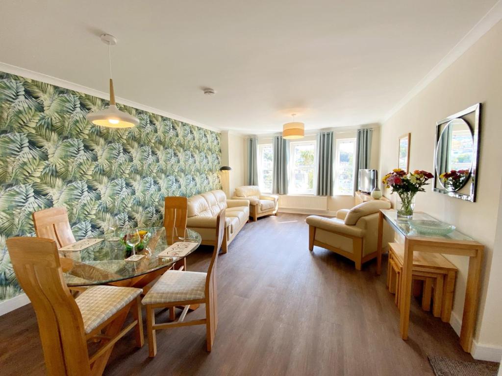 Ockendon House Apartments - photo 2
